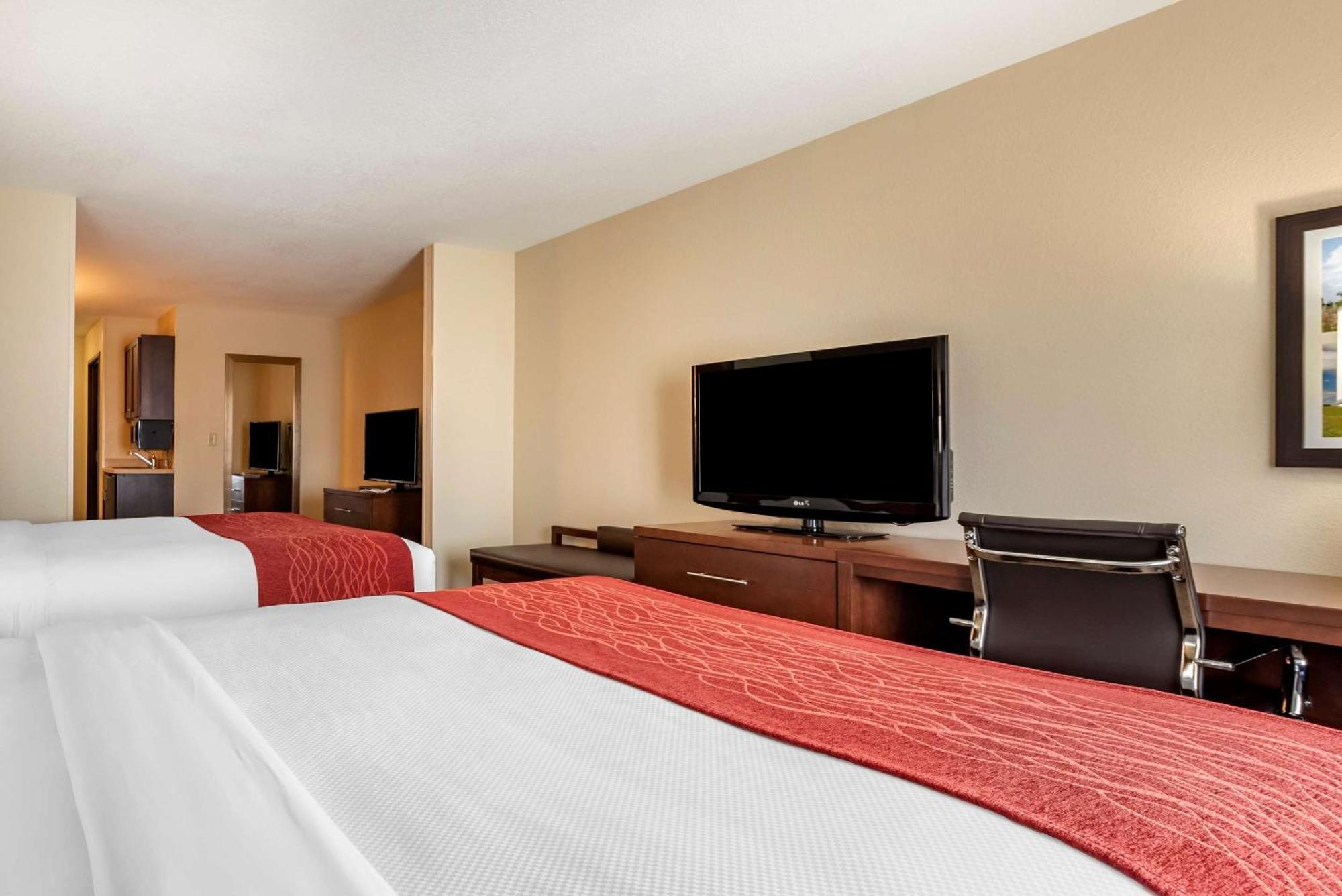 Comfort Inn & Suites Goodland Экстерьер фото
